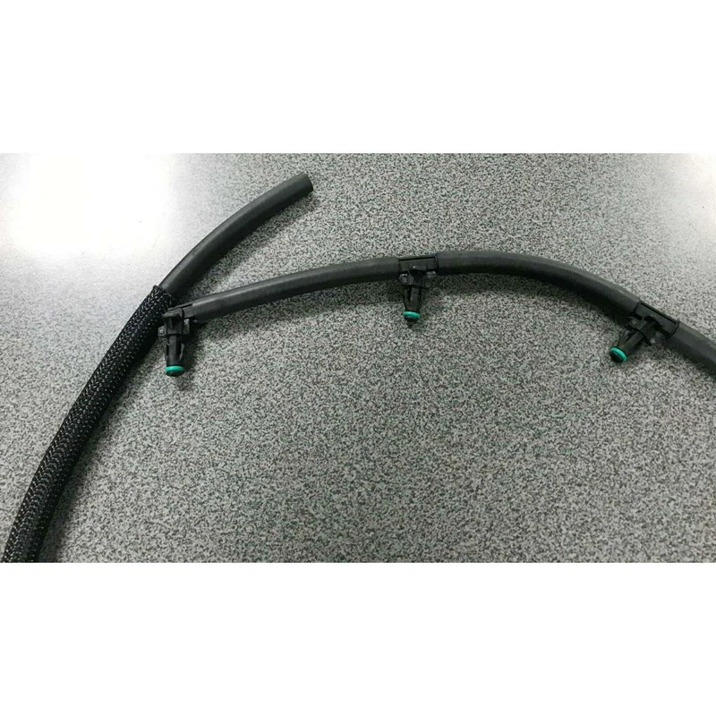 Mb a639 датчик абс задний. Шланг на инжектор. Хомут трубный 207-219. Шланги топливные 21073-1104208. Мерседес вито 639 датчик скорости.