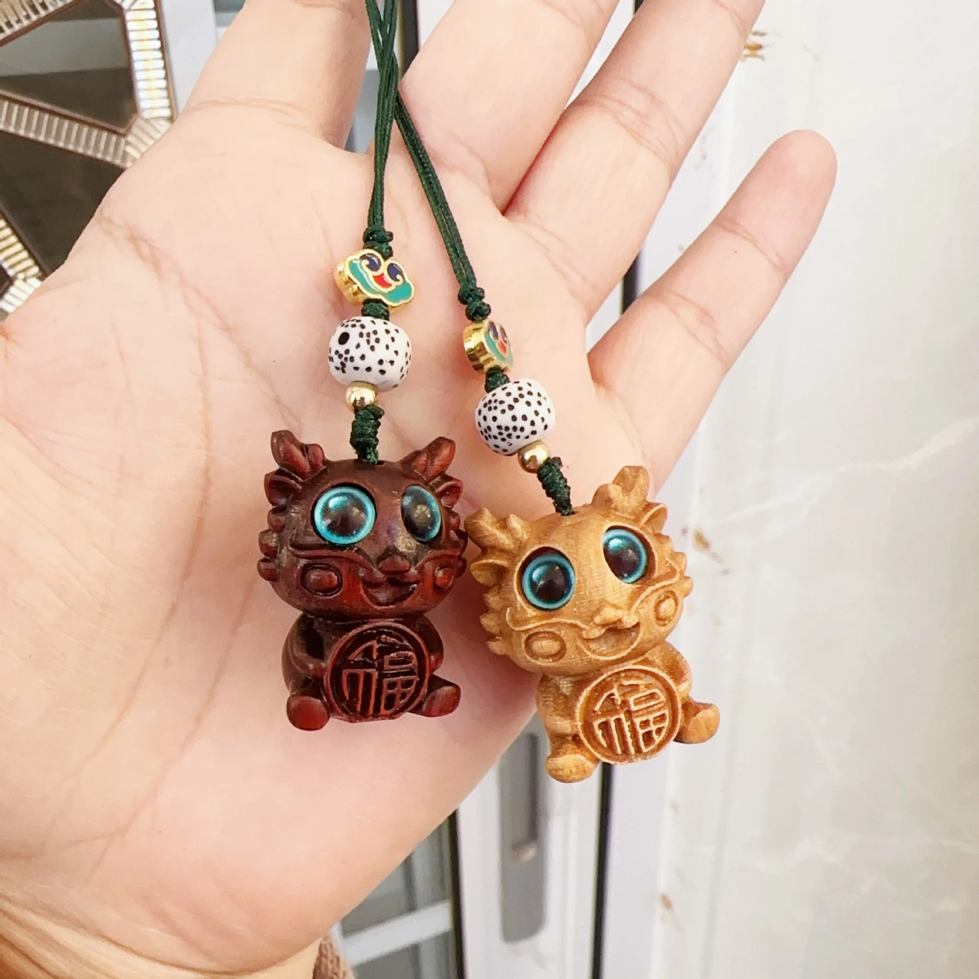 Китайский брелок из сандалового дерева со знаком зодиака подвеска с резьбой по