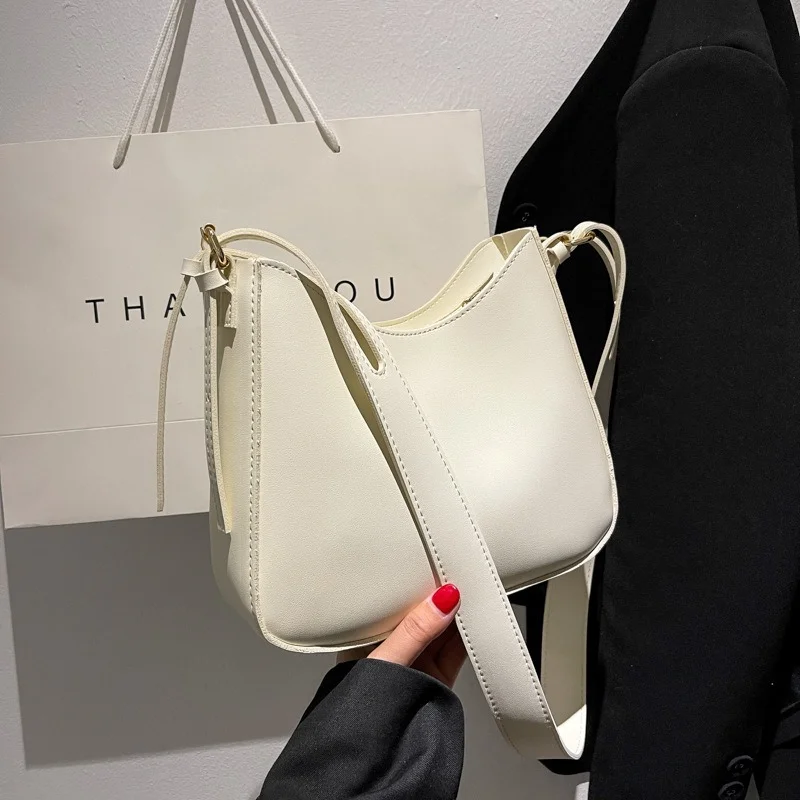 

2022 new high quality niche tote bag shoulder all-match messenger bag fashion handbag crossbody bags for women shoulder bag