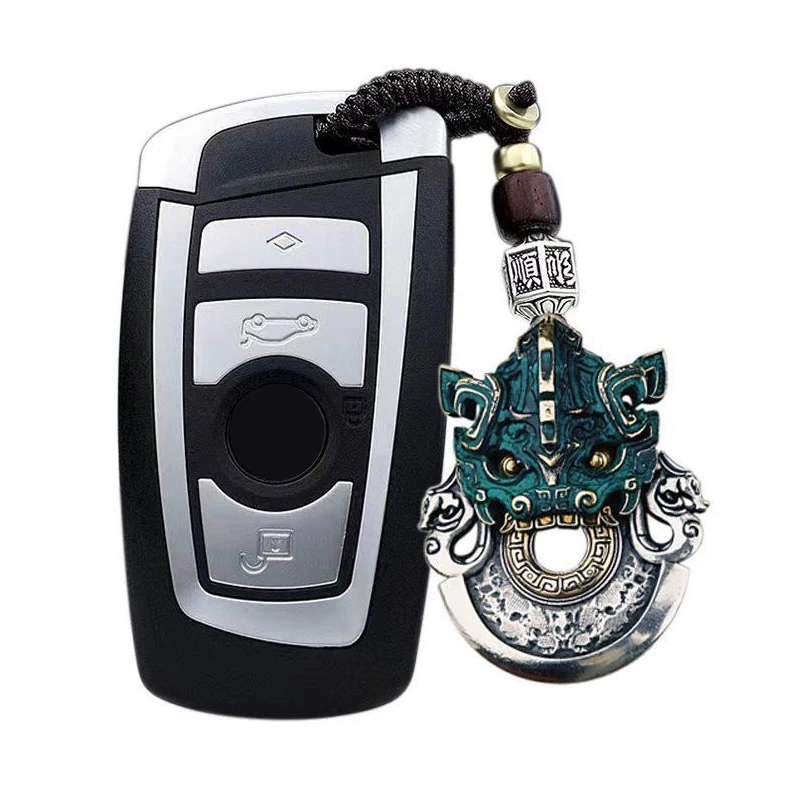 Брелок с тотемом божественного зверя марина валентиновна голубева культ зверя и славянские оборотни от лютичей и берендеев до волкодлаков и заклятых сорок