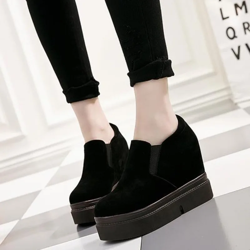 Кроссовки женские на платформе 10 см из микрофибры скрытом каблуке лоферы теплая