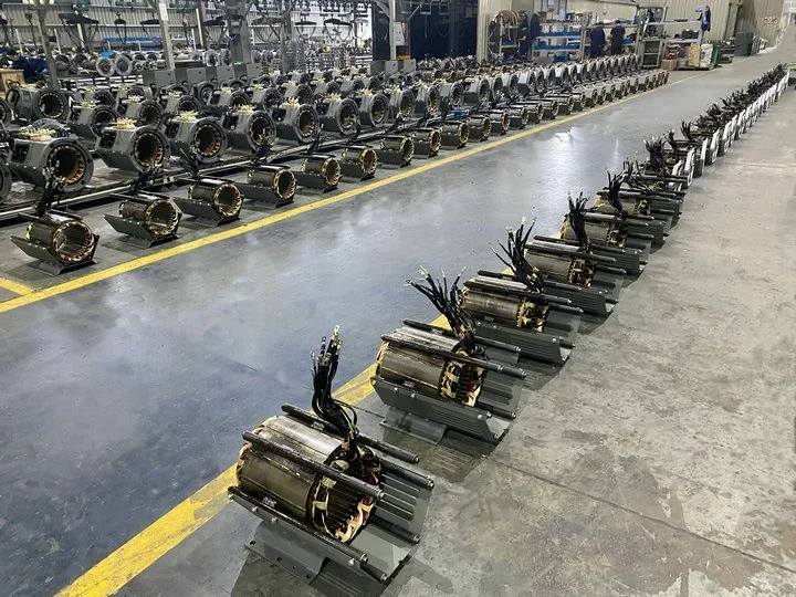 # YUNYI 1500 об/мин 50 Гц кВт бесщеточная синхронная головка генератора переменного