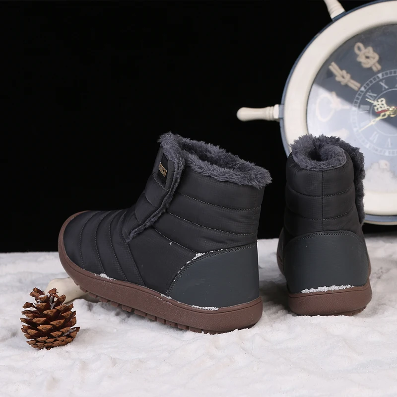 High Top Keep Warm Snow Botas Hombre Winter Boot Waterproof Winter Sport Shoes For Men Non-slip Leather Boots Work Shoes Unisex