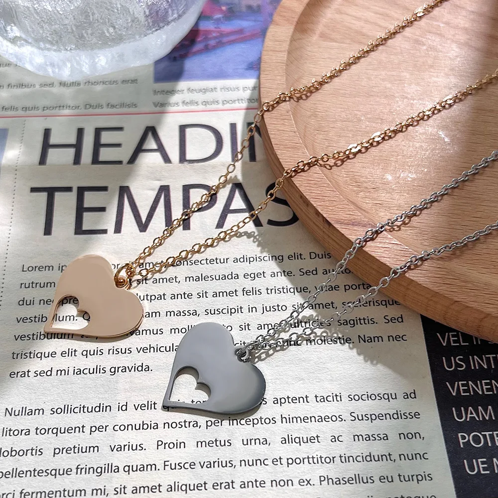 

Kpop Simple Love Pendant Necklace for Women Female Cool Stainless Steel Geometric Double Heart Clavicle Chains Collier Jewelry