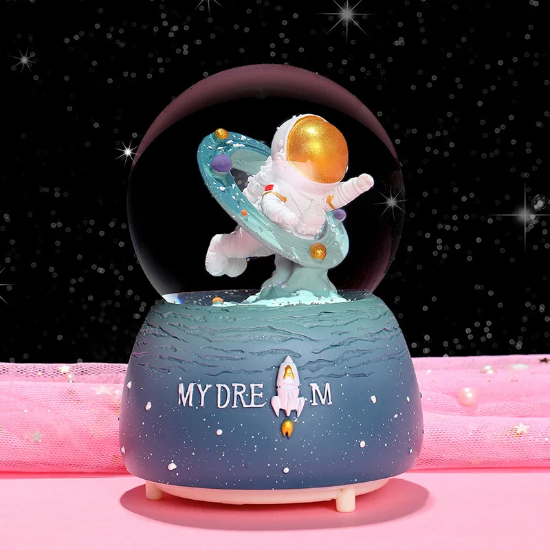 

Creative Spaceman Astronaut Crystal Ball Dream Color Light Snow Music Box Ornaments Children Student Birthday Christmas Gifts