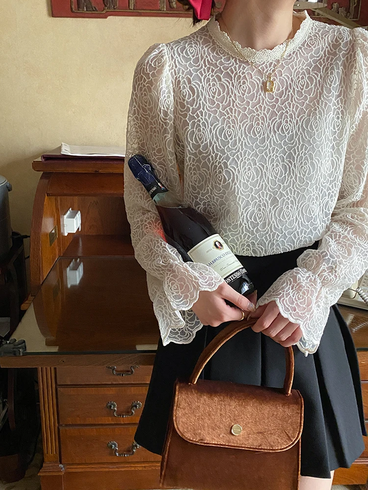 Женская рубашка с воротником-стойкой свободная в стиле ретро кружевом весна 2024