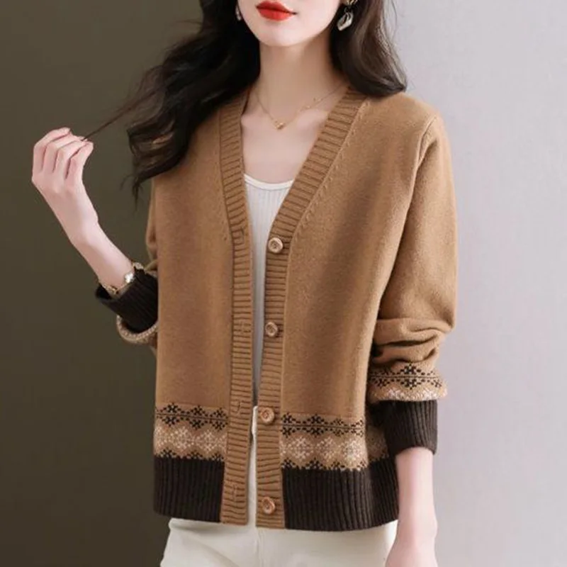 Женский вязаный кардиган