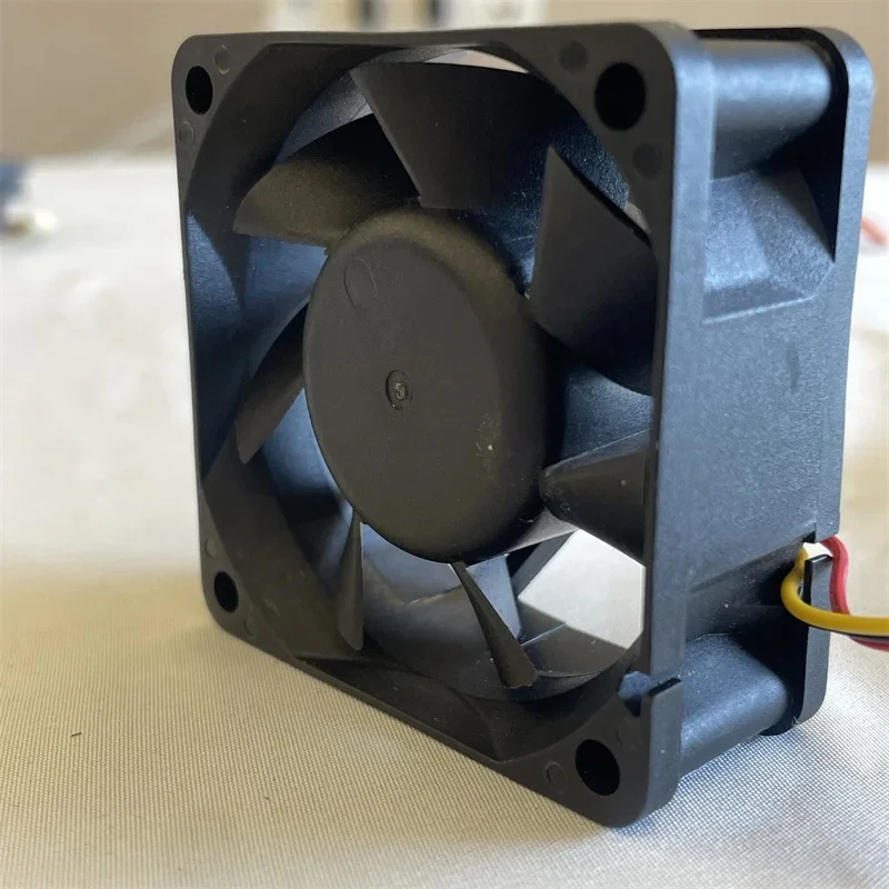 MMF-06D24DS RC4 DC24V 0.09A 6025 осевые вентиляторы 5800 об/мин высокоскоростной инверторный