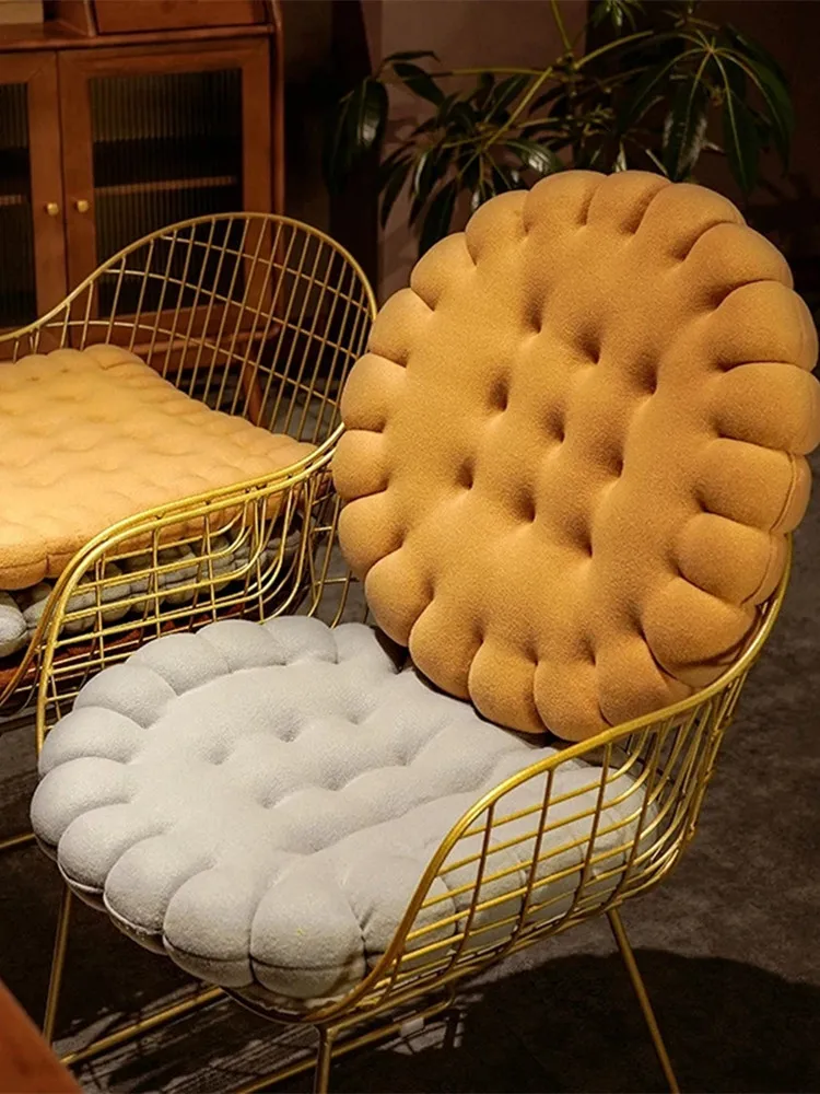 

Мягкая плюшевая подушка в форме печенья, подушка для офиса, подушка для автомобильного сиденья, напольные подушки, утолщенные коврики для с...