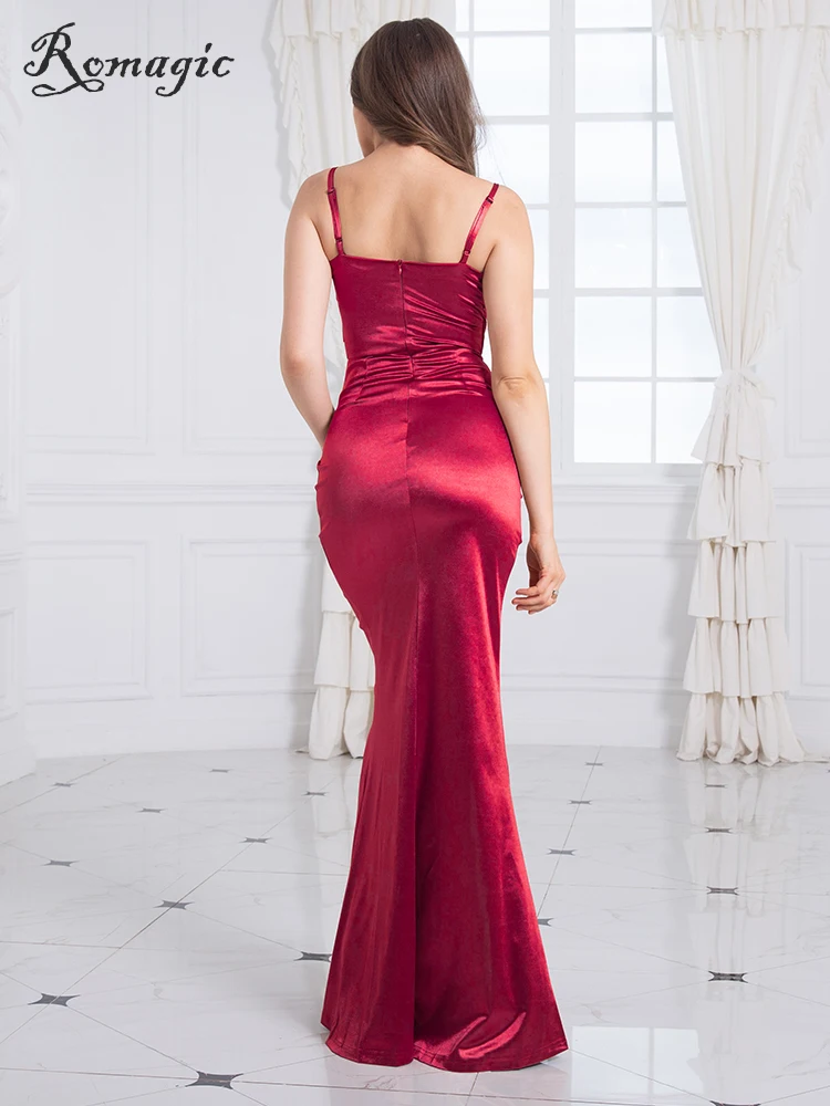 Женское коктейльное платье на бретельках весеннее Плиссированное эластичное