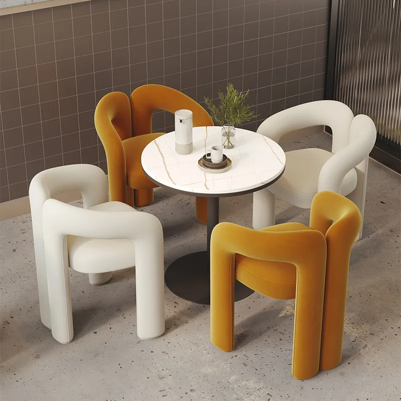 

Роскошный дизайнерский художественный современный минималистичный индивидуальный обеденный стул, креативная форма, в форме макияжа, гнущийся стул