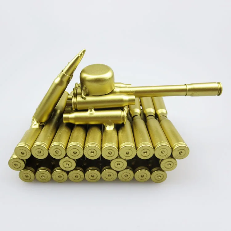 Фото Золотая ручная работа: модель танка из металлического корпуса пули, 15x8x9 см, винтажный военный стиль, украшение для дома, настольный декор, подарок для военных. №3
