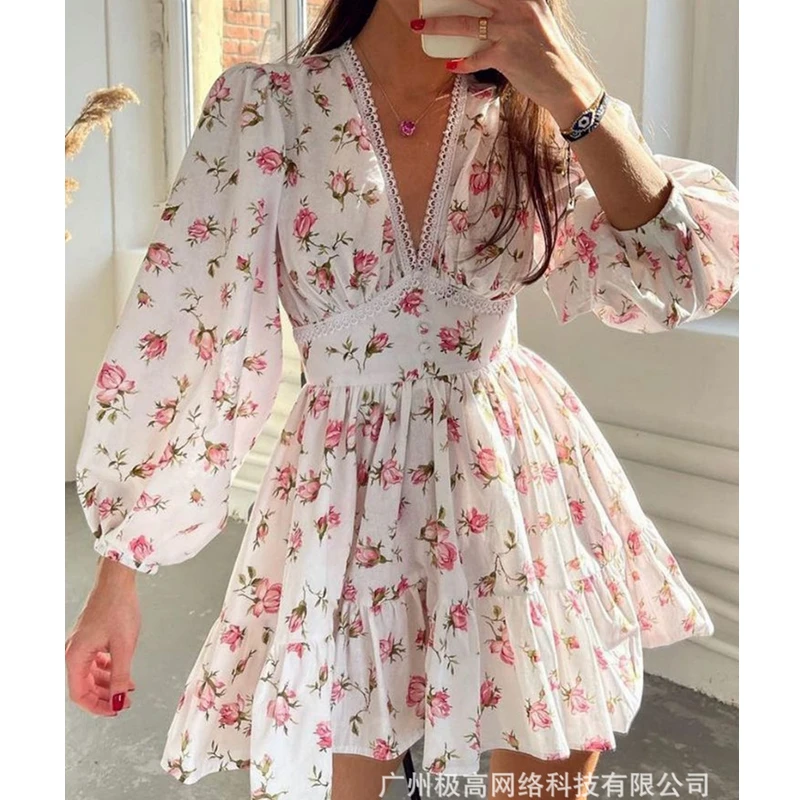 

Women Chiffon Dress Summer Fashion Printed Lace Pleated Stitching Dress Women's Sexy V-neck Lantern Sleeve High Waist Slim Dress