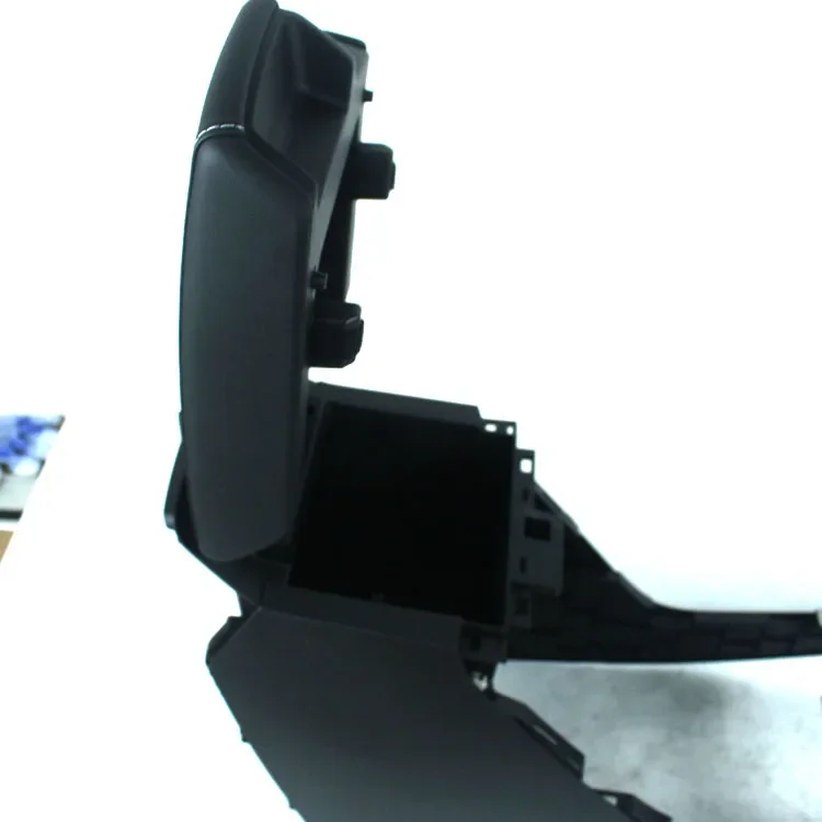 Детали салона автомобиля C 8974794386 Центральная консоль для Isuzus Dmax