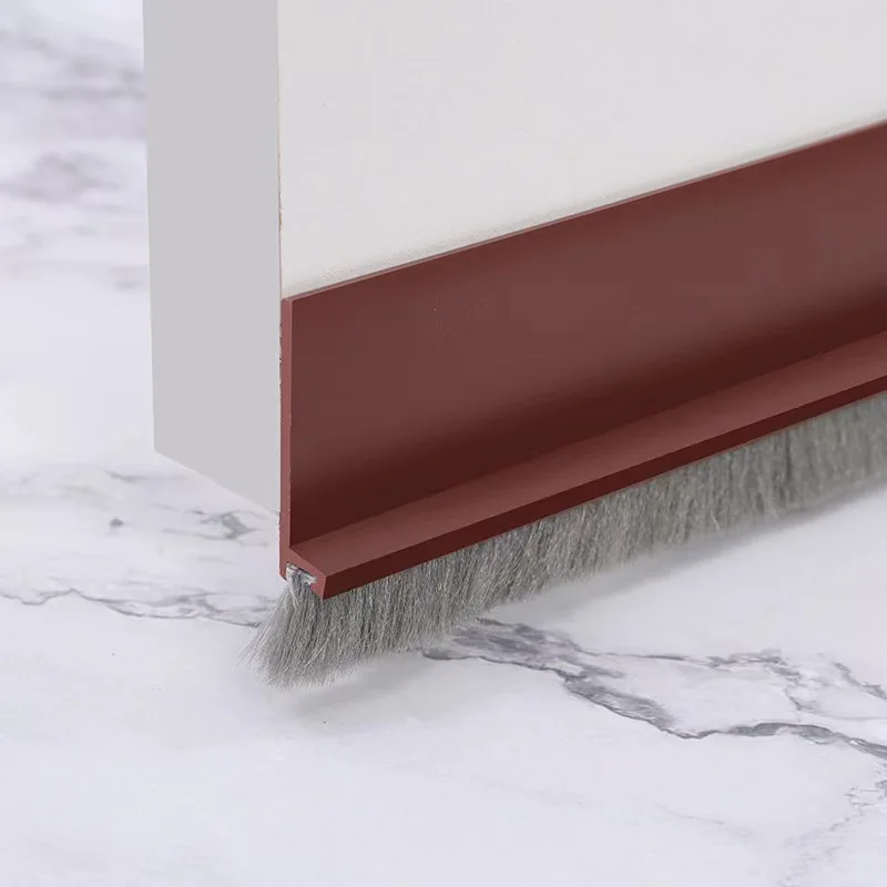 

Дверной уплотнитель с щеткой TPE