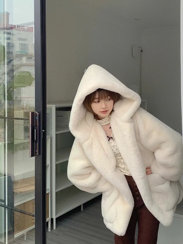 Новинка 2024 верхняя одежда из меха кролика рекс молодежная шерсть ягненка женская