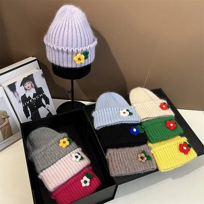 

2022 Design Wool Beanies Hat Candy Color Flower Girl Sweet Wind Knitted Pullover Cap Autumn and Winter New Lace Women's Hats