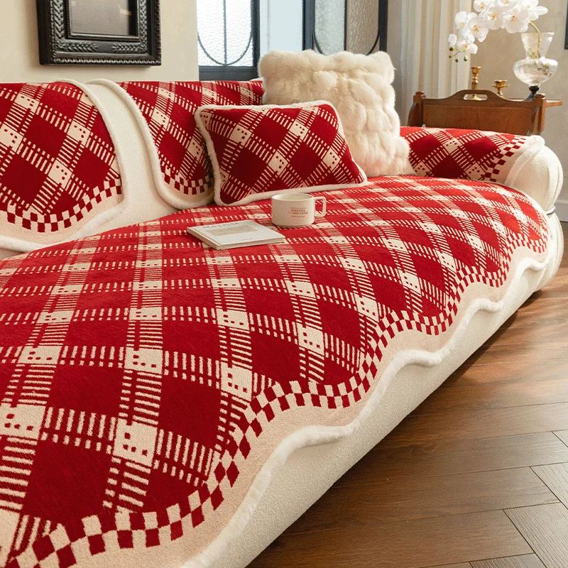 

Красный клетчатый чехол для дивана из полиэстера