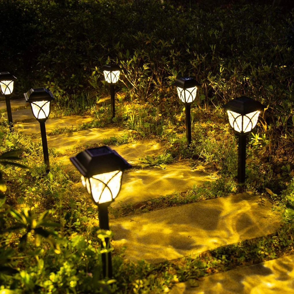 

2Pcs Garden Yard Lawn Lights Landscape Lawn Lights 0.3W Solar Power Spike Lamps LED IP44 Waterproof Grassland Light