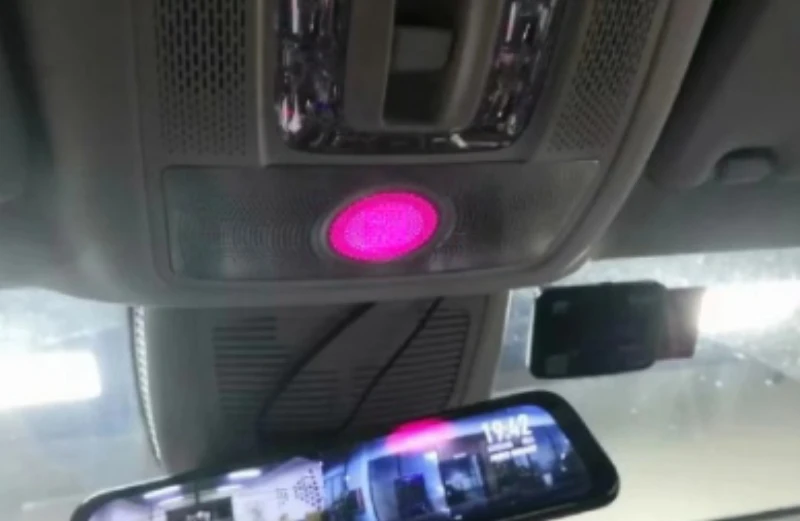 Насадка для приборной панели автомобиля Benz C Class W205 Coupe 3/64 цвета