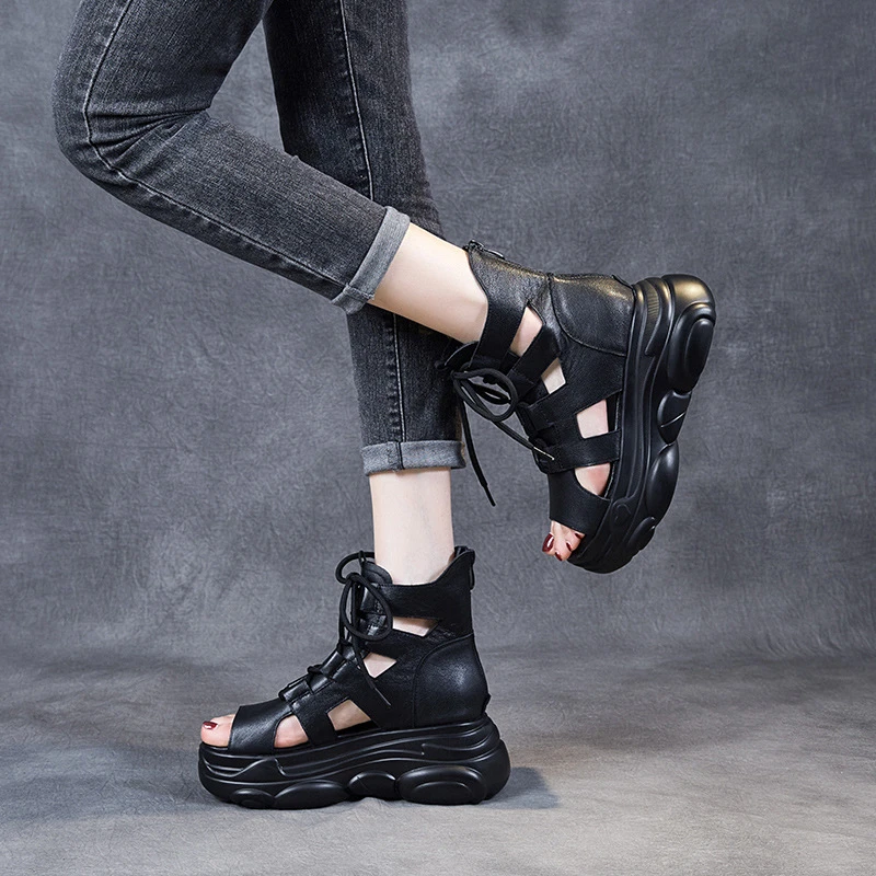 

Новинка 2021, женские сандалии-гладиаторы из воловьей кожи в стиле ретро на платформе, летние Черные ботильоны на плоской подошве, Женская массивная обувь на танкетке