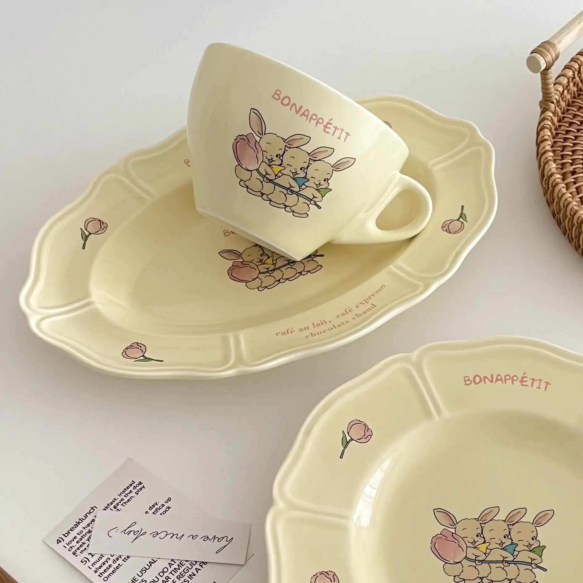 Пластина ретро coreano ins тенда для кафе пластина овальной керамики Plato Xe tres conejos Tulipán