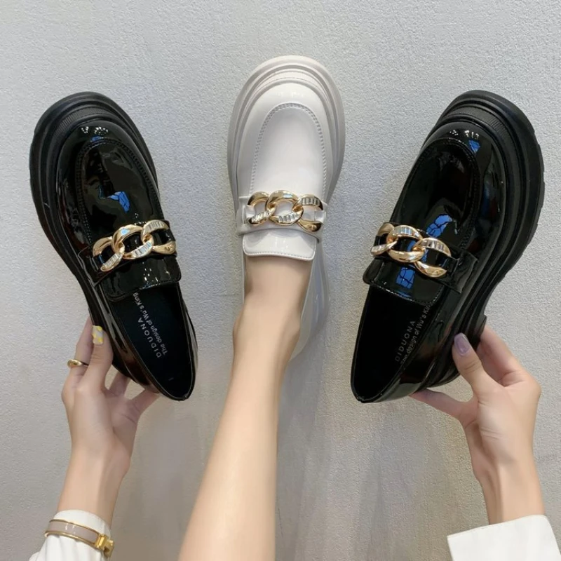 Туфли на платформе женские лоферы весенние туфли-лодочки 2022 женская кожаная