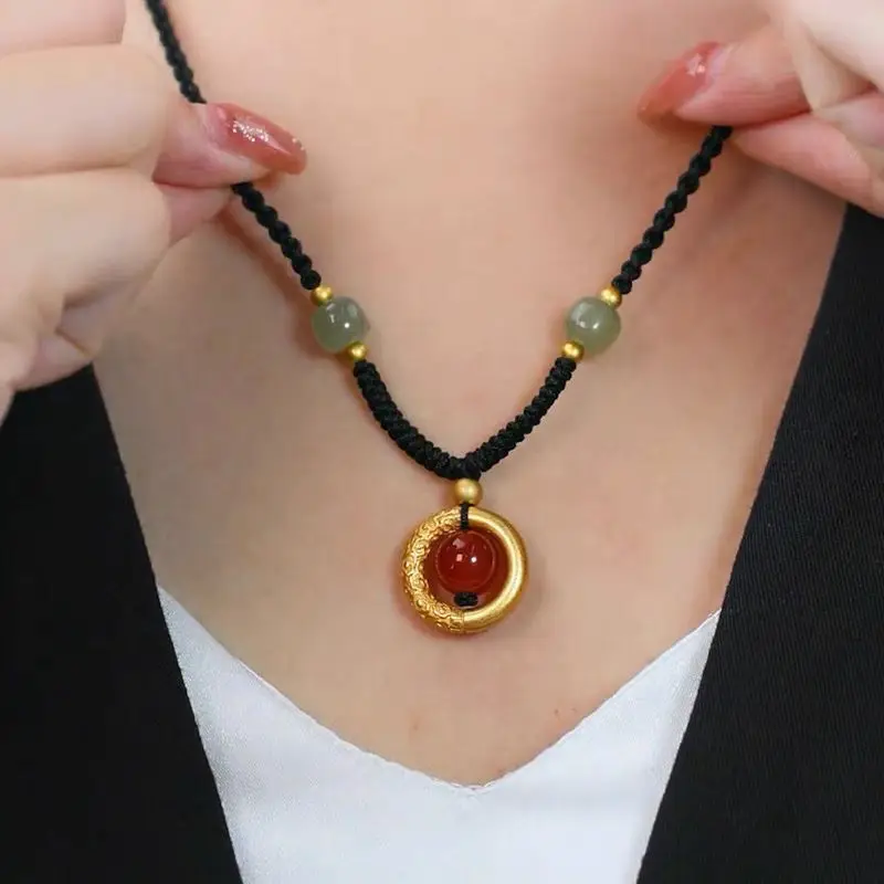 

Red Agate Safety Clasp Handmade Dynamic Rope Necklace Women's Luxury Small Pendant Summer High Feeling Lovers' Clavicle Chain