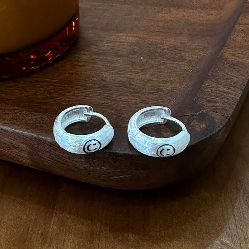 

925 pure silver earrings, frosted smiley face, circular female simple and bright silver, unique design, personalized