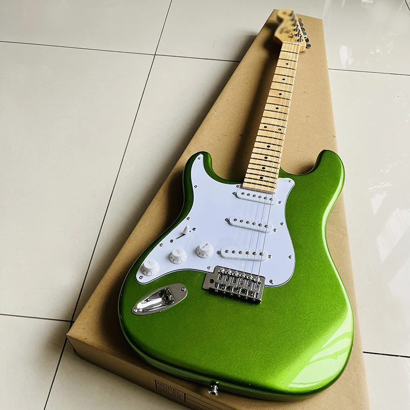 

Classic ST electric guitar, backhand electric guitar, professional level, beautiful tone, comfortable feel, free delivery home.