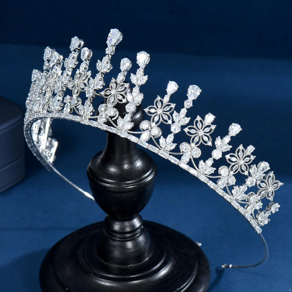 Fashion Charming Flower Shape Cubic Zirconia Tiara and Crown for Women Bridal Wedding Fadhion Jewelry Bijoux De Cheveux C-37