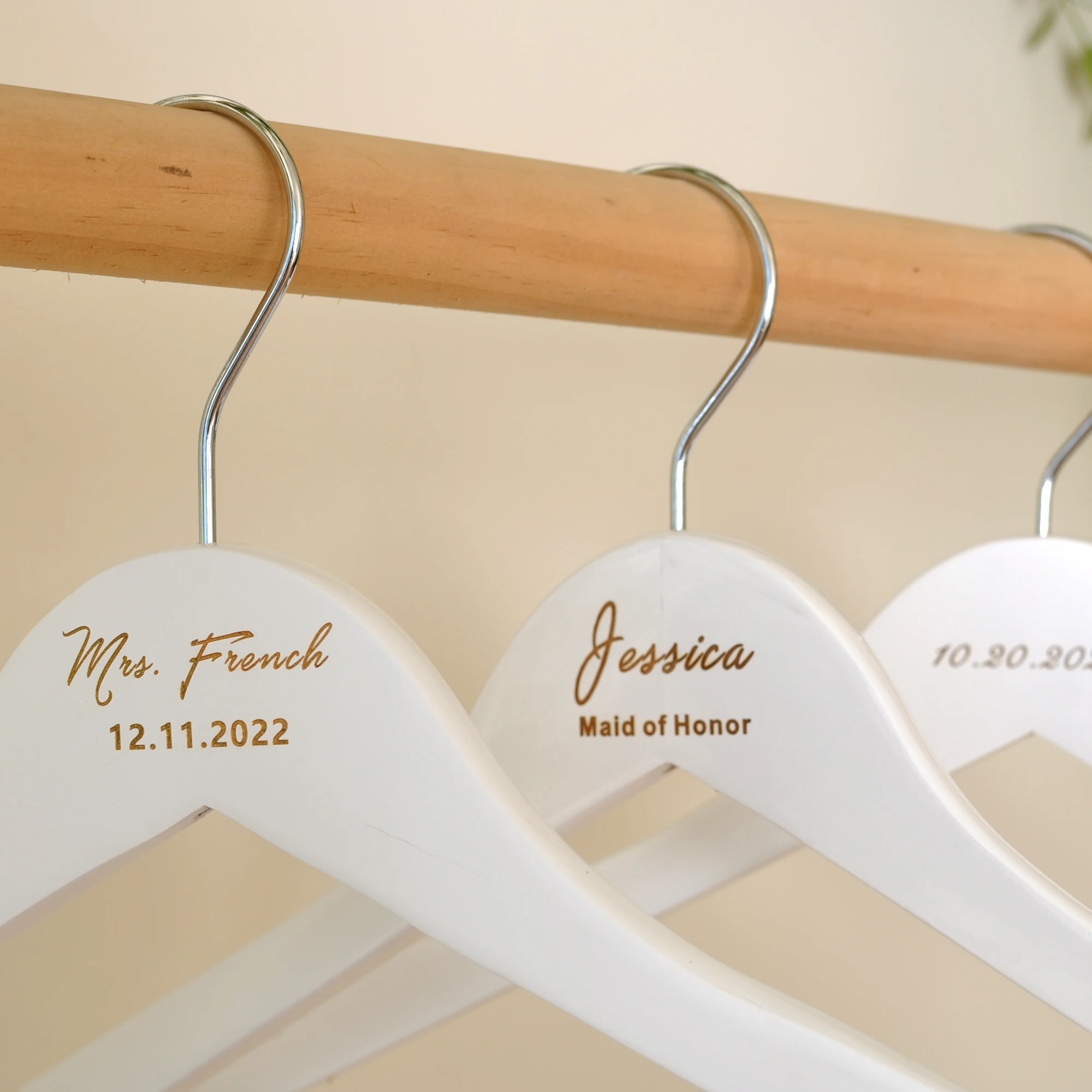 

Свадебная Вешалка, Φ, пользовательская гравировка с вешалкой для имени и даты, подарок для невесты жениха на свадьбу, можно настроить текст