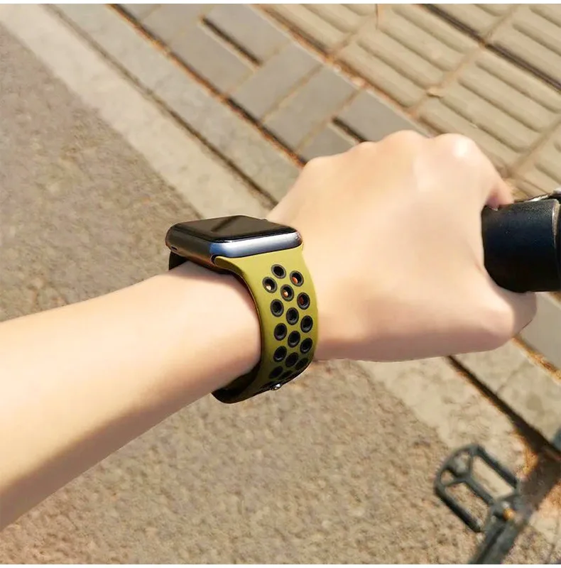 Silicone bracelet suitable for Apple Watch strap, with 45mm 40mm 44mm 41mm 42mm 38mm iWatch series 3 6 SE 7 8 ultra 49mm strap