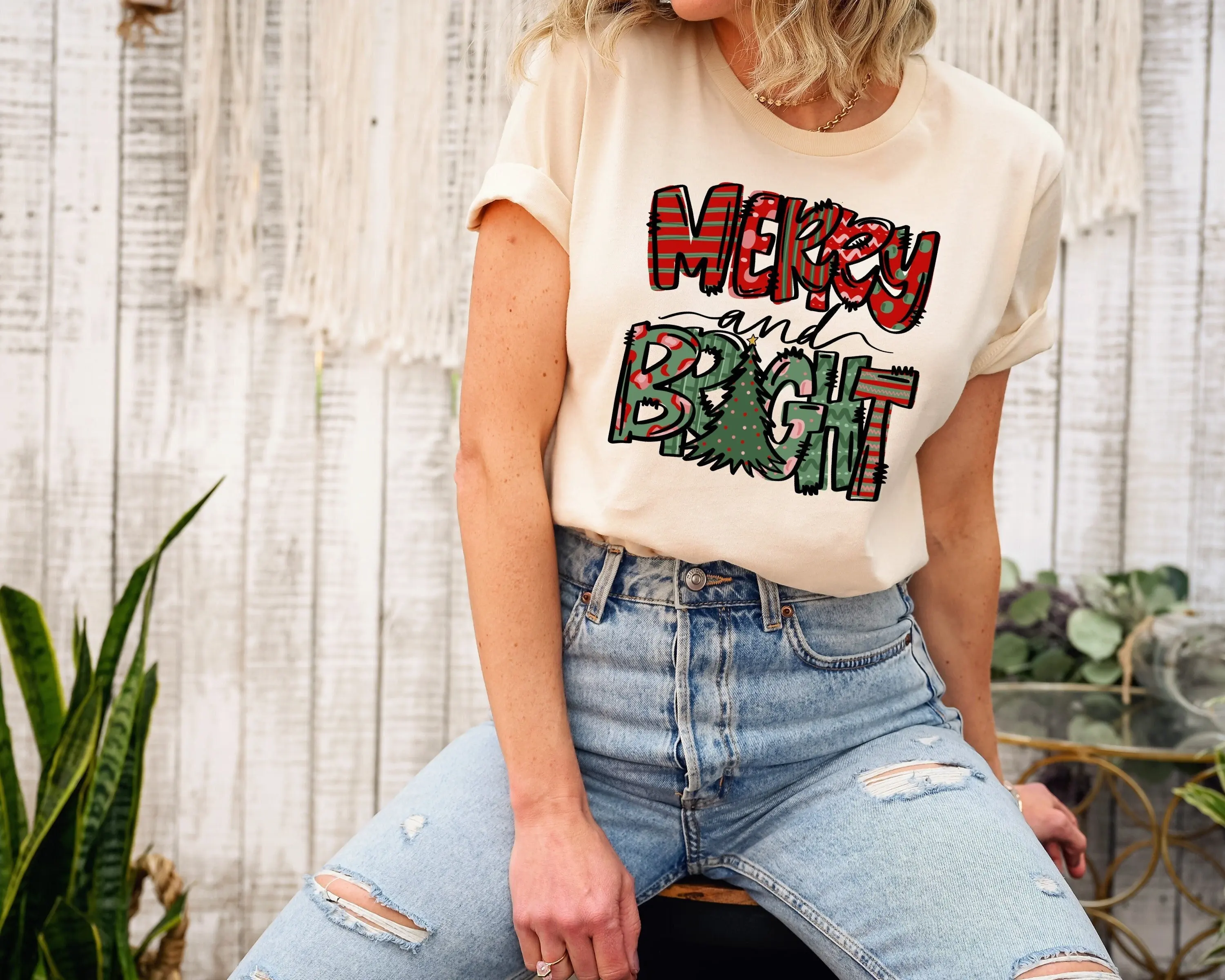 Рождественская футболка женская Merry And Bright Happy Womens