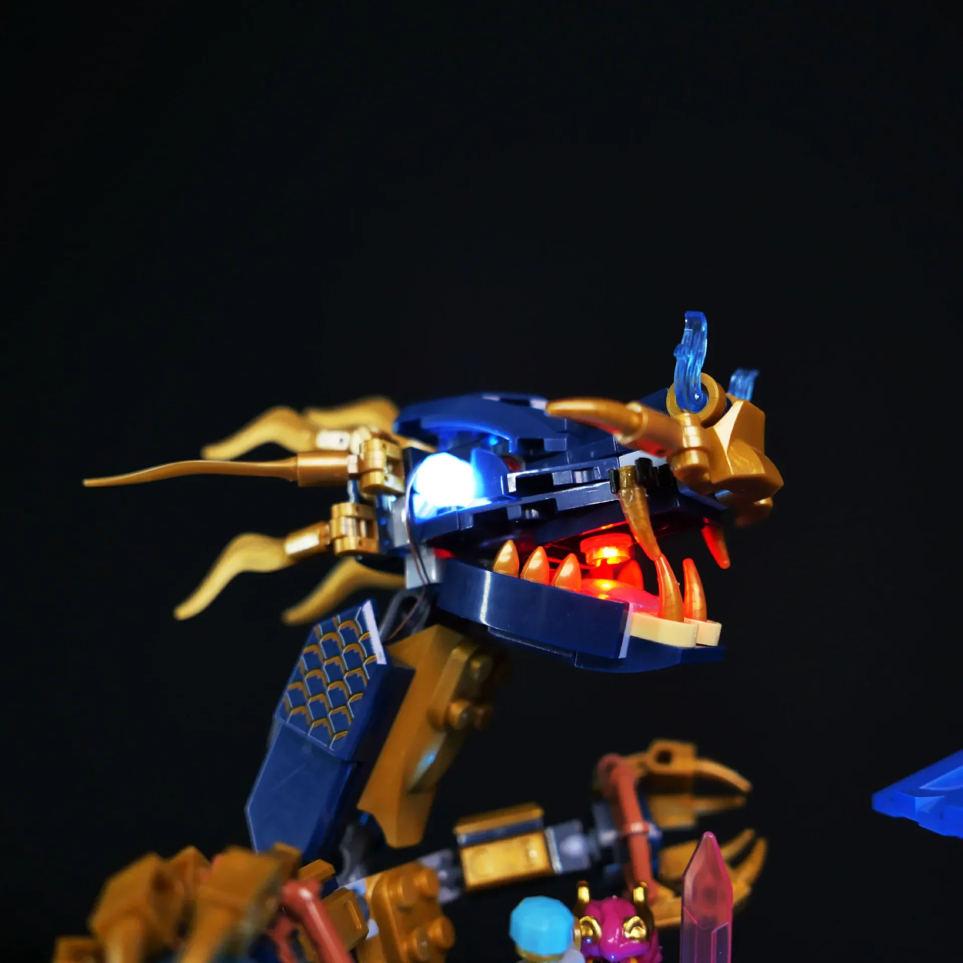 Нет модели светодиодных лампочек для Дракона Восточного дворца 80049