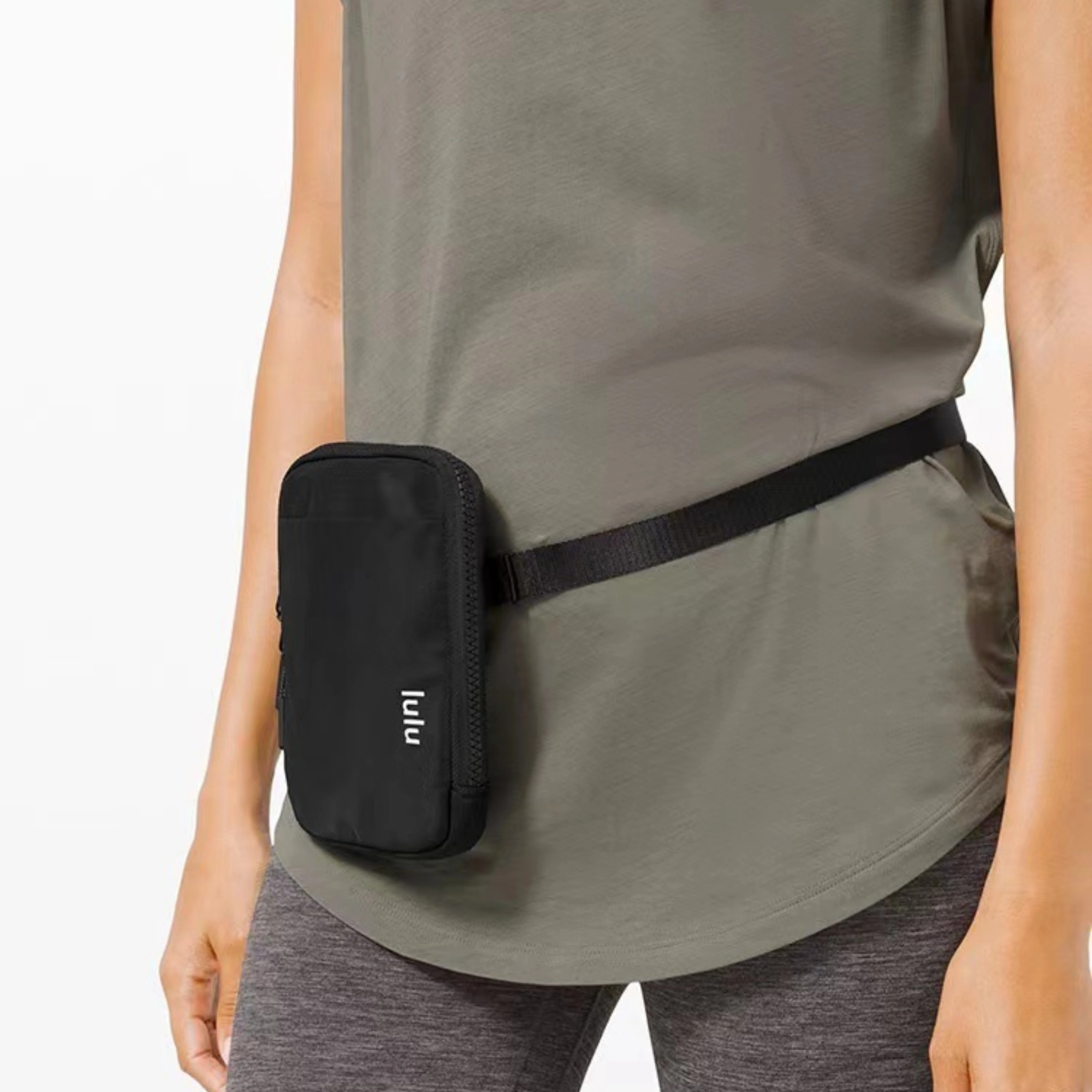 NWT Luluwomen Sports Running Waistpack 1L Daily Commuting Keys Phone Storage Bag Sports Leisure Adjustable Strap Crossbody Bag