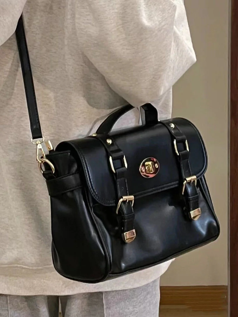

Women's Handbags Trend 2023 Vintage Postman Shoulder Bag Female Casual Tote Y2K Ladies Handbag Leather Bags Women Messenger