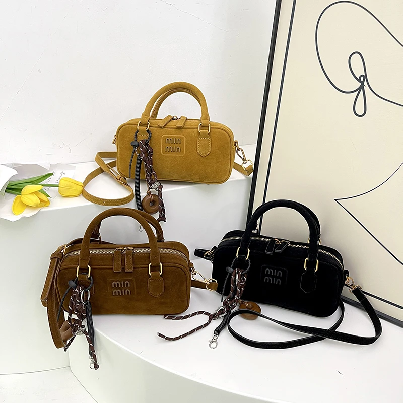 Женская матовая сумка для боулинга в стиле ретро