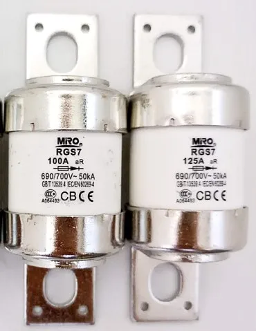 Предохранители: RGS7 100A 690/700V aR / RGS7 70A 700V / RGS7 80A 690V / RGS7 125A 690V / RGS7 140A 700V aR