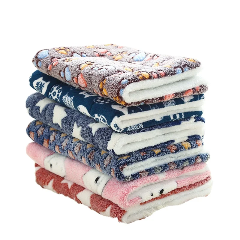 

New Pet Blanket Winter Thickened Soft Pet Fleece Pad Cat Dog Mat Kennels Blanket Pet Bed Quilt Seat Cushion Warm Sleeping Cover