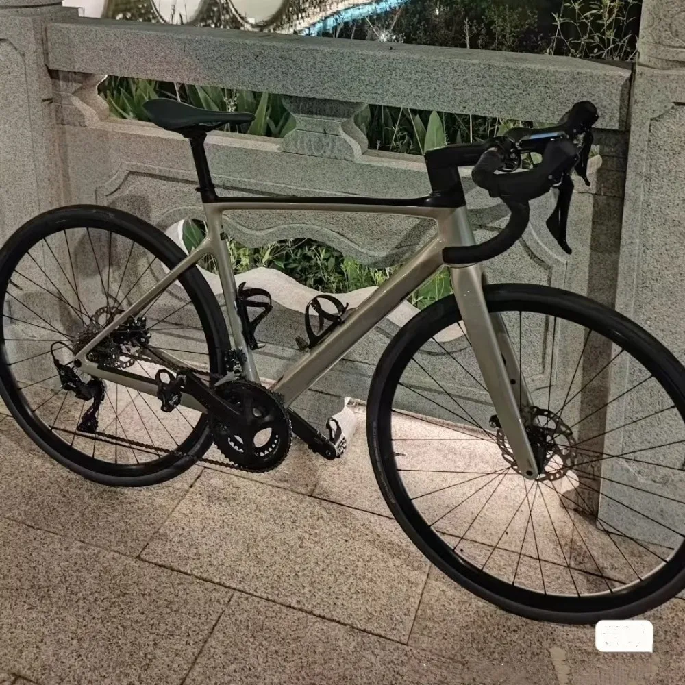 

Whole Bike Addict Rc Road Carbon Disc Brake 700c Carbon Wheelset With Groupset Complete Bicycle Custom Logo DPD XDB Full Bike