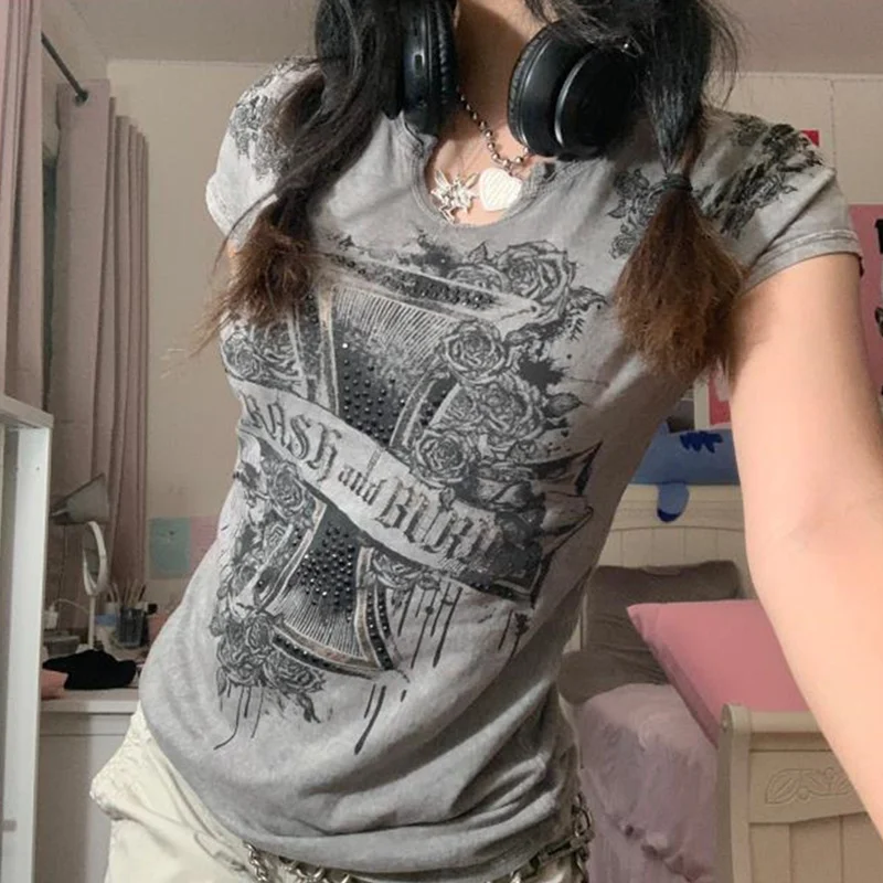 

2022 Fairycore Grunge Rhinestone Tops 2000s Vintage Kawaii Pullovers Chic Women Gray Tee Sexy Short Sleeve T-shirt Streetwear
