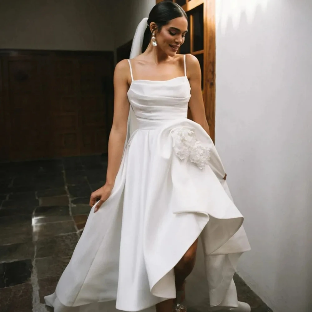 Белое минималистичное Короткое свадебное платье итальянское на