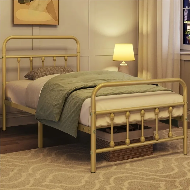 

Двухспальная кровать на металлической платформе с высоким изголовьем, античное золото