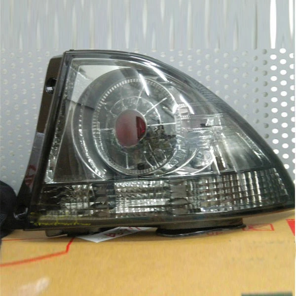 

1998-2005 year For Lexus IS200 LED Tail Lamp Smoking Black Housing Color