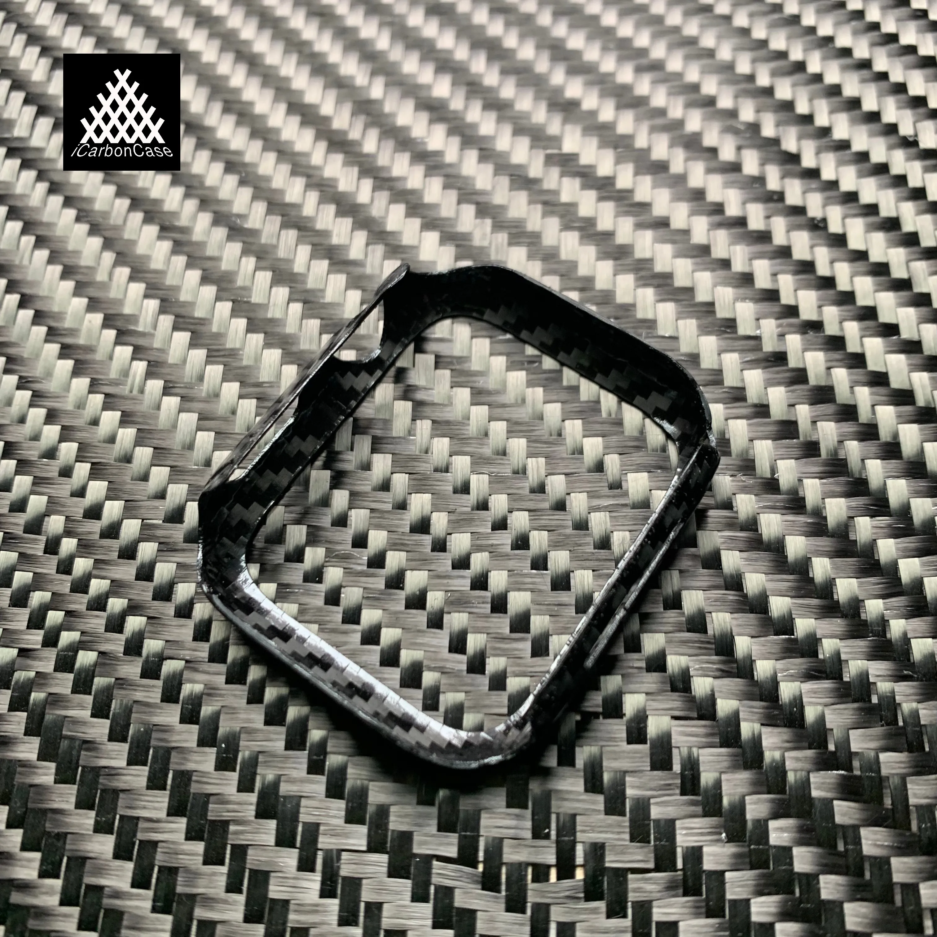 Фото Настоящий глянцевый чехол из углеродного волокна для Apple iWatch SS6 S7 S8 S9 Ultra 41 42 44 45 46 49 мм Супер легкий защитный чехол для умных часов №3