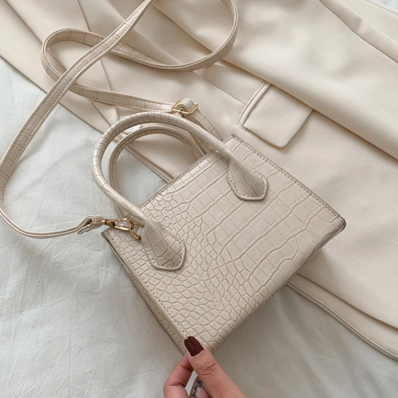 

2023 новые модные маленькие сумочки, женские сумки через плечо с узором под кожу аллигатора для женщин, сумка-почтальонка через плечо из искусственной кожи, кошелек