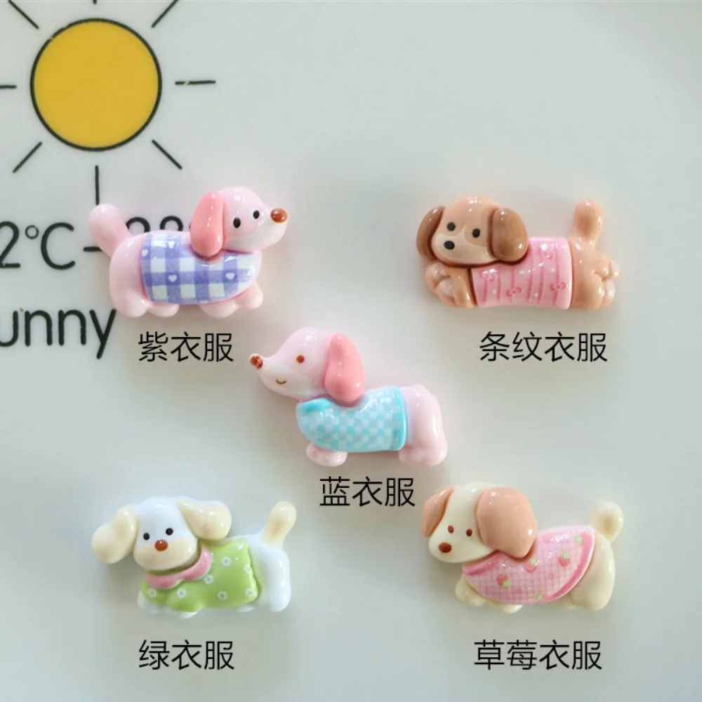 

Кабошоны с собачками из смолы