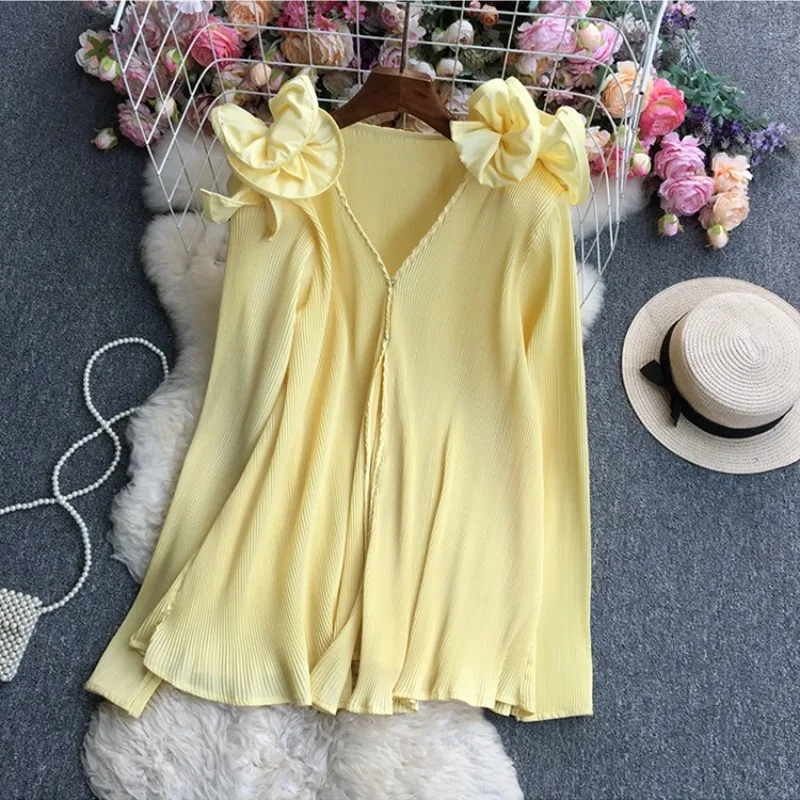 

Solid Color Flower Ruffles Long Sleeve Straight Shirt Spring And Summer Loose Slim V-Neck Casual Pullover Women's Wear