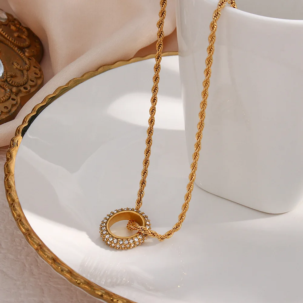 

316L Stainless Steel Hot Sale Pavé Zircon Circles Pendant Necklace High Quality 18K Plated Women Collar Necklace